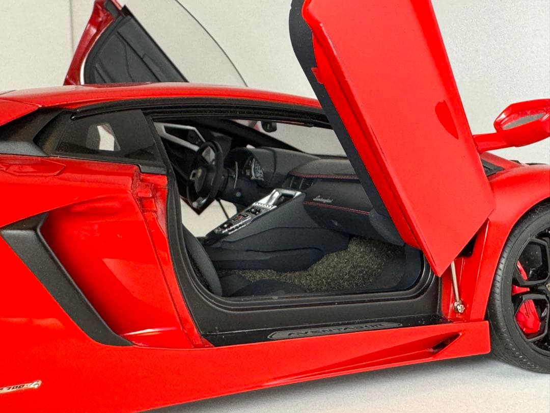 オートアート アヴェンタドール LP700-4