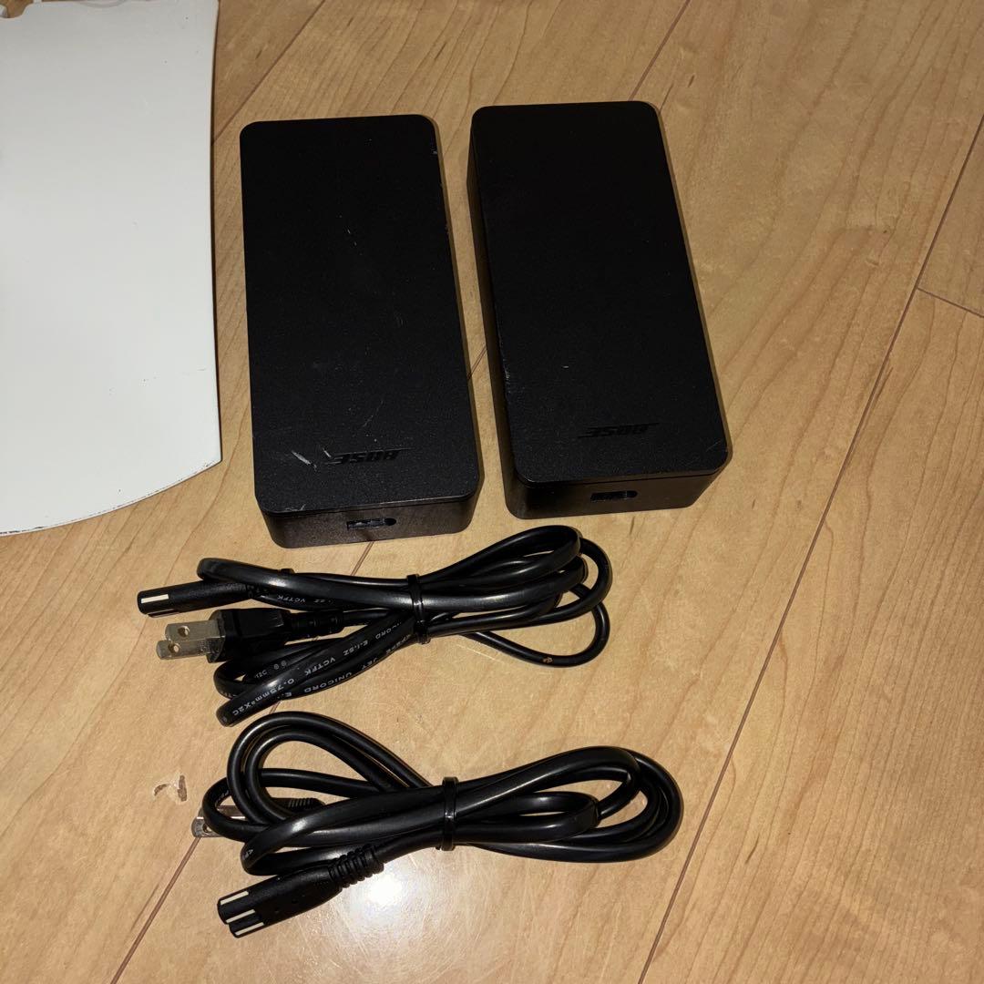 希少ホワイト　スタンド付き　BOSE サラウンドSPEAKERS サウンドバー