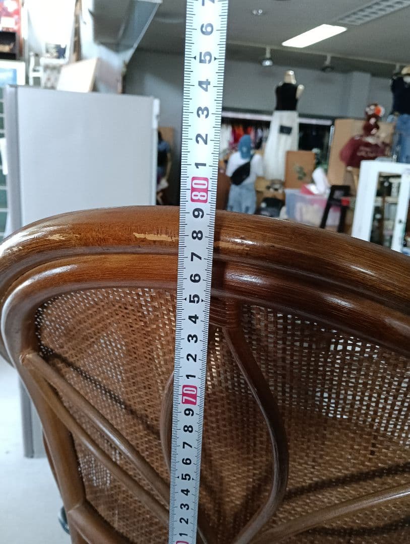 y　ラタン製カジュアルチェア　回転式