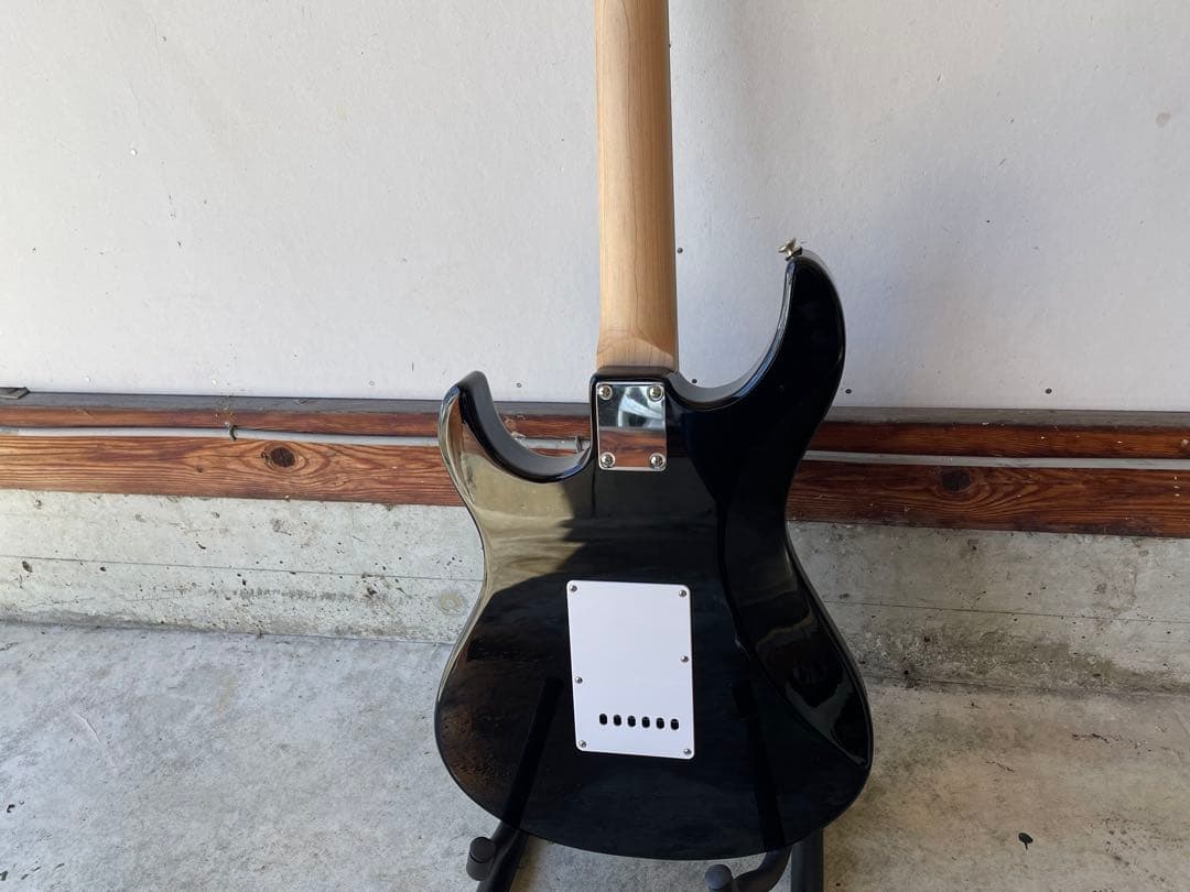 Yamaha Pacifica012 ブラックモデル