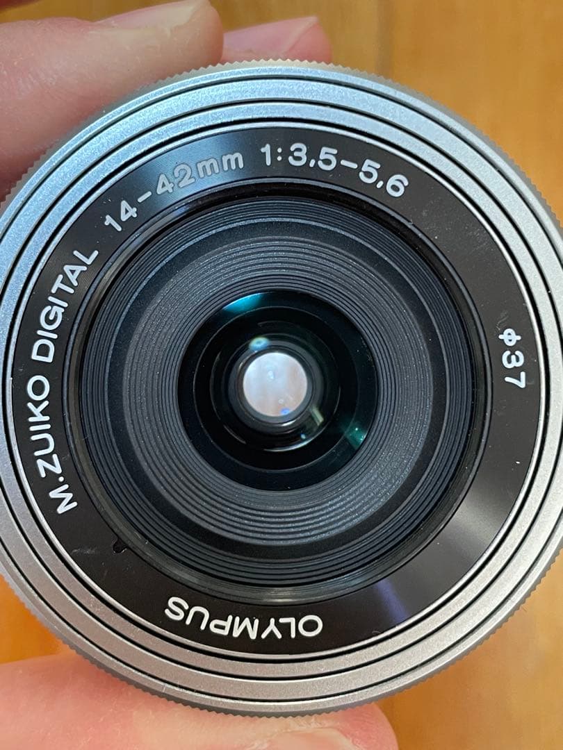 1/5迄限定20%オフ OLYMPUS PEN E-PL8 ダブルズーム等セット