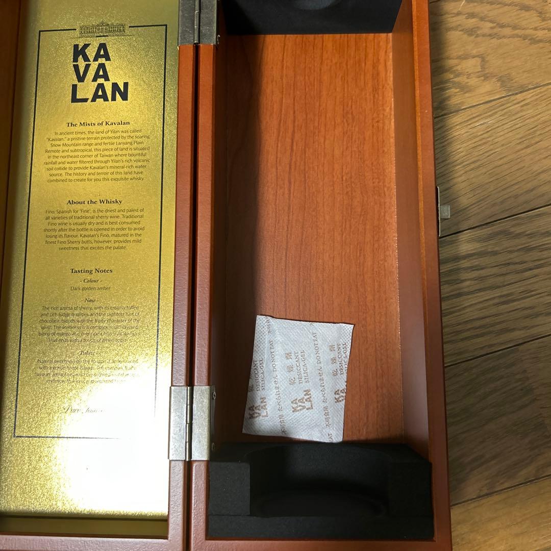 【新品未開封】KAVALAN ソリスト 木箱付き
