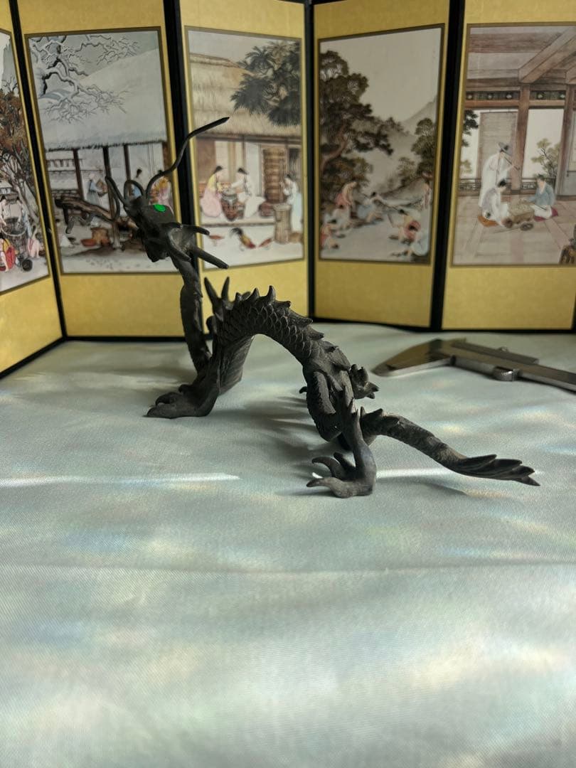 銅　龍置物
