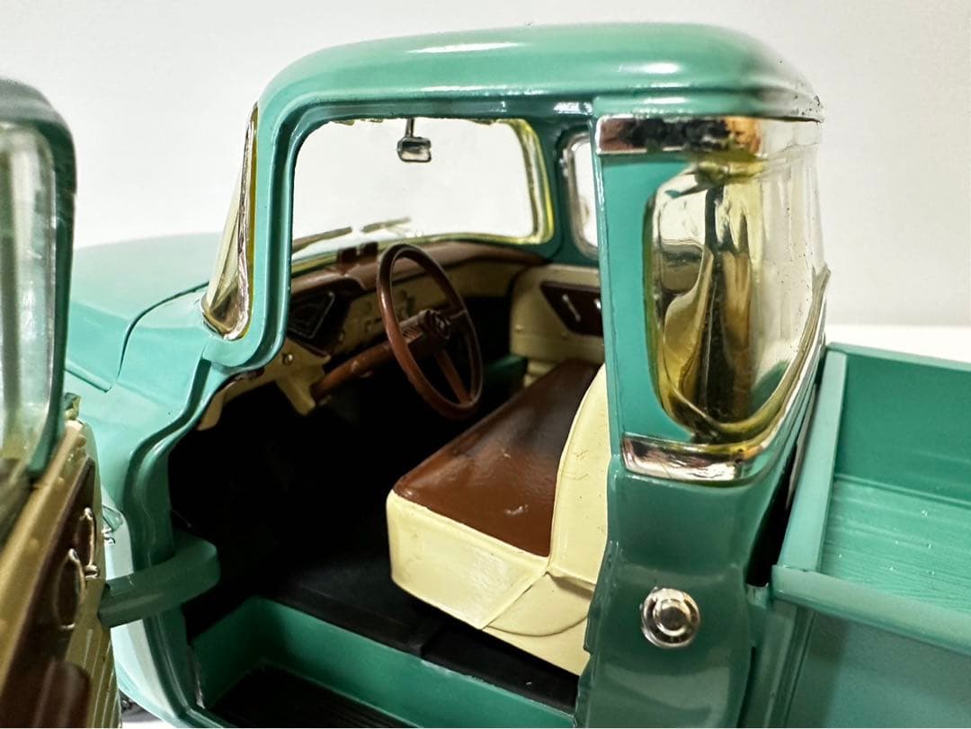 アーテル/'55 Chevyシボレー Cameoカメオ 1/18 絶版