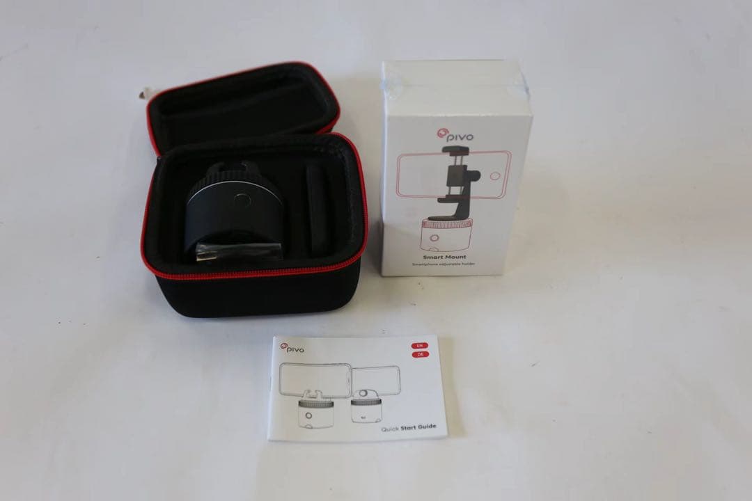 Pivo Pod AI搭載自動追尾スマホスタンド。Pivoスマートマウント 美品