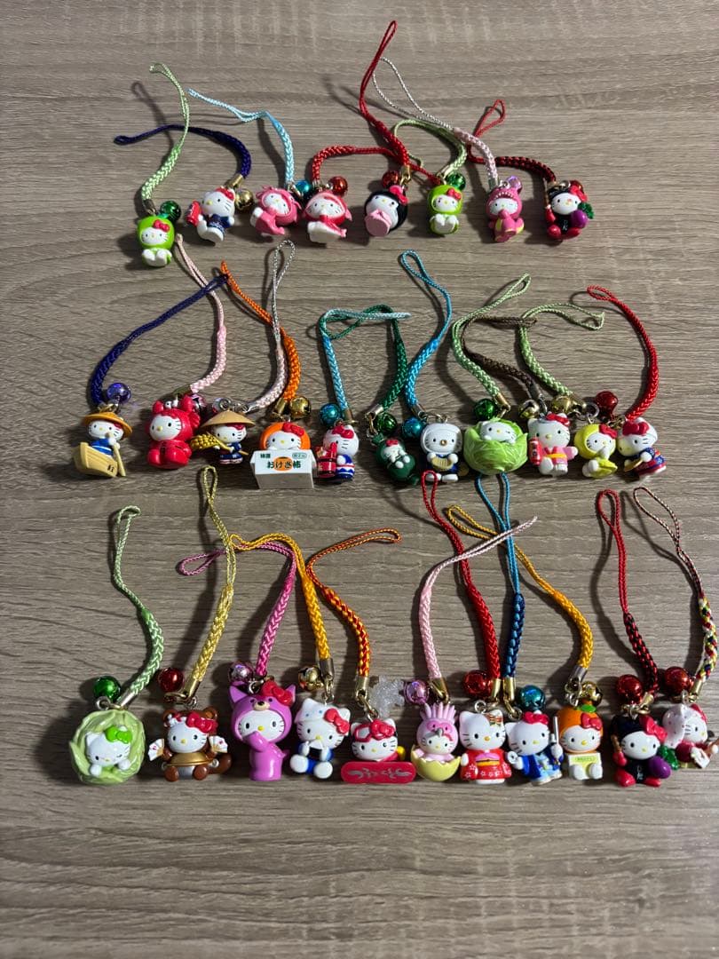 合計72個　ご当地キティ　ハローキティ　ご当地ストラップ　根付け　レア品あり