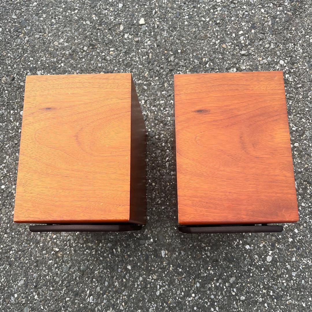 ウォルナット　モニターオーディオ　MONITOR AUDIO Silver S1