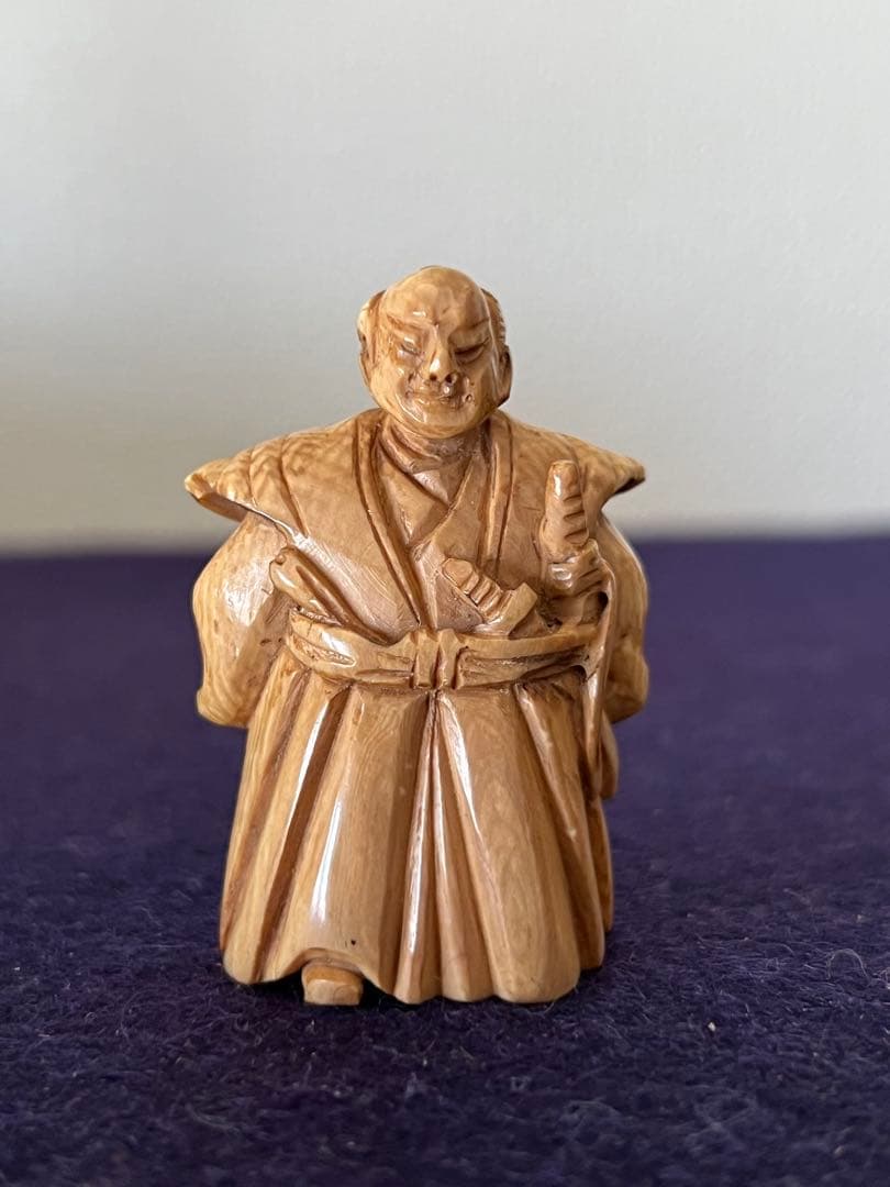 極上　根付 人物　武士　重さ:27g H8-14