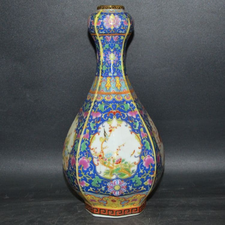 大清琺瑯彩花瓶蒜頭瓶 景徳鎮 陶磁器 装飾品 現代工芸品 美術品 置物