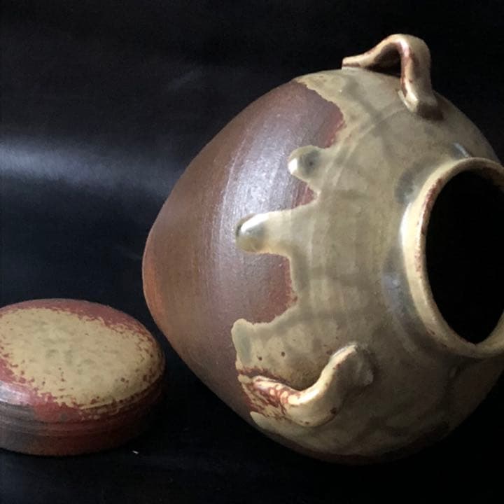 蔵から凄い雰囲気のあるフタ付きの壺が出てきた、茶道具、古美術品、壷、中国骨董
