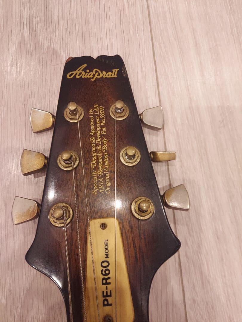 Aria pro Ⅱ PE-R60 エレキギター