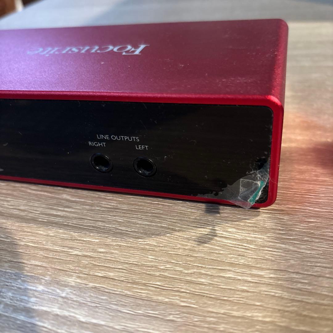 Focusrite Scarlett 2i2 赤 オーディオインターフェイス