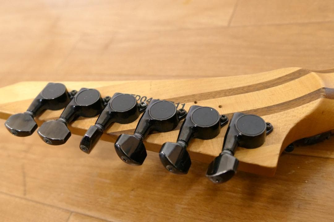 エドワーズ製エレキギター　E-CY-128DT（D-TUNA搭載）【ジャンク品】