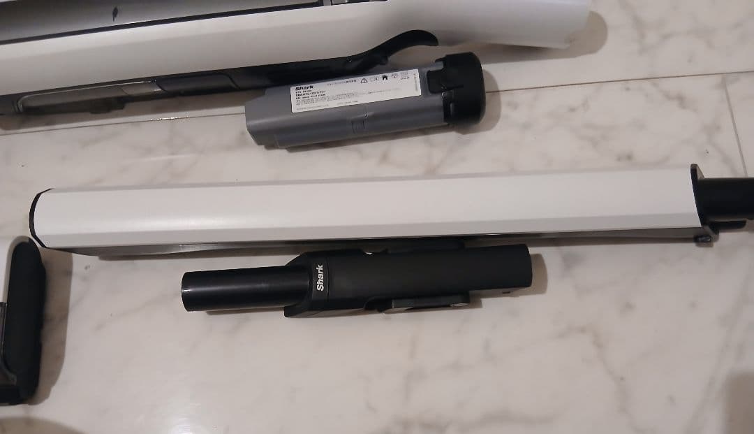 り*う様 CS150JAE スティッククリーナー 自動ゴミ収集ドック付き