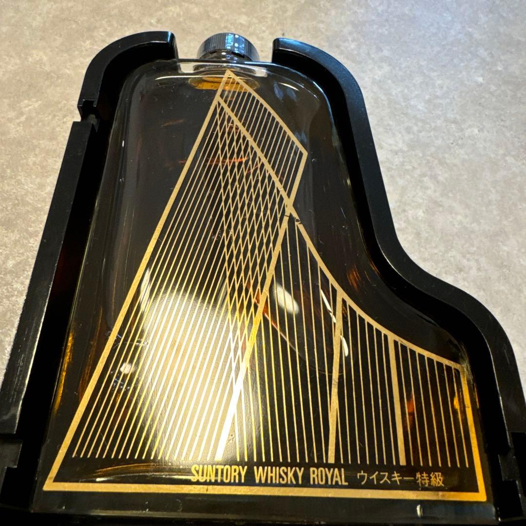 サントリー　ウイスキー　ピアノ型　SUNTORY WHISKY 