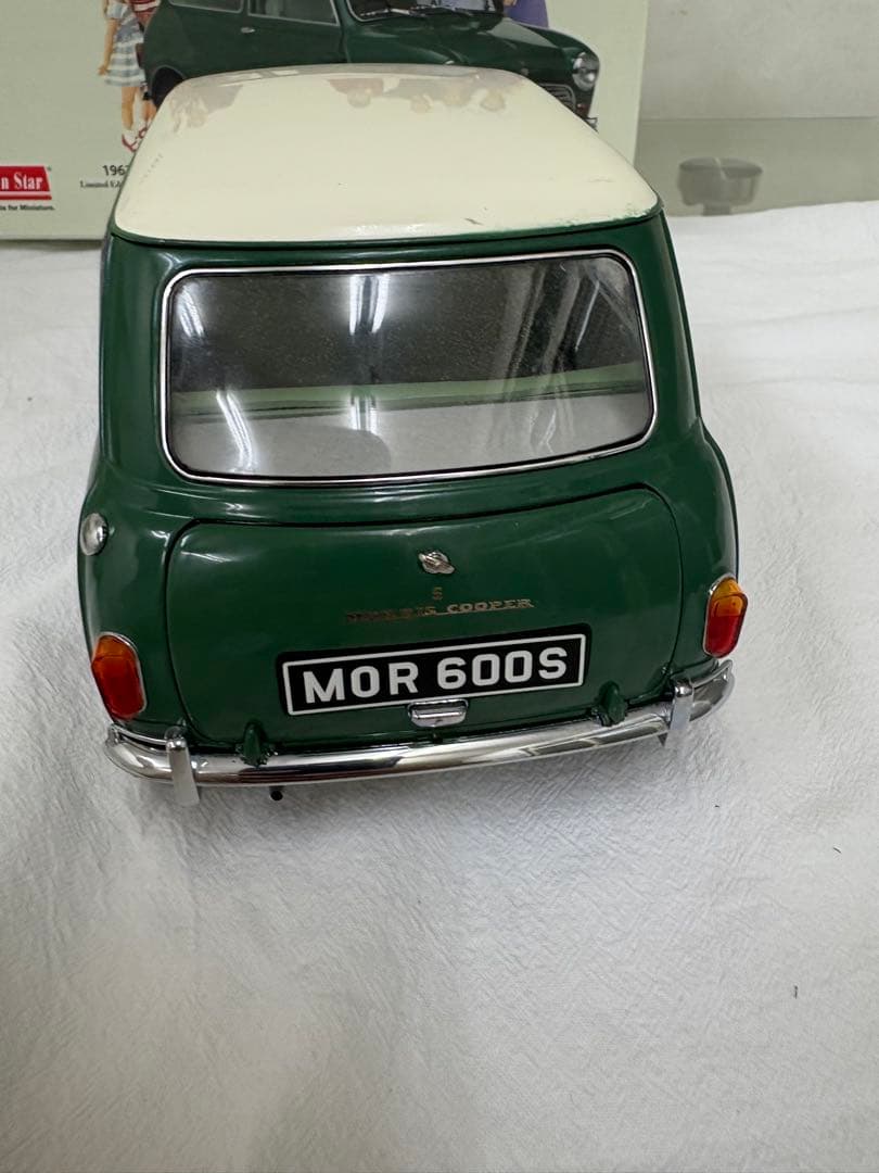 1963 Morris Mini ミニカー