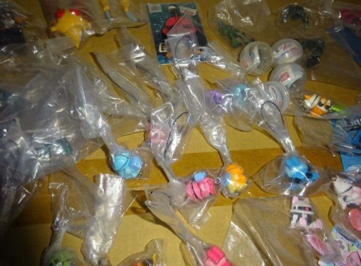 ガンダム　ウエハースカード　フィギュア　モノアイスタイル　DG(1008）