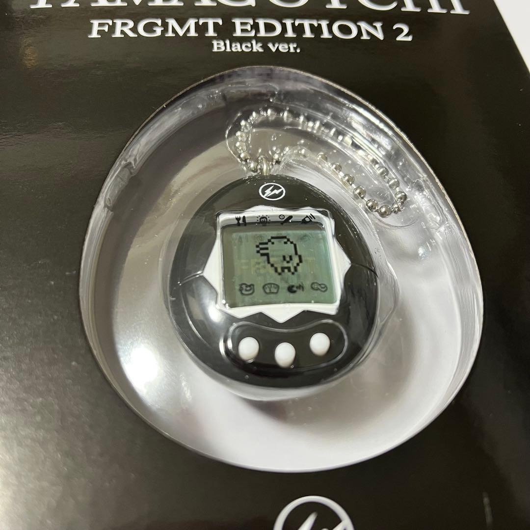 新品未開封 たまごっち フラグメント FRGMT EDITION 2 黒白セット
