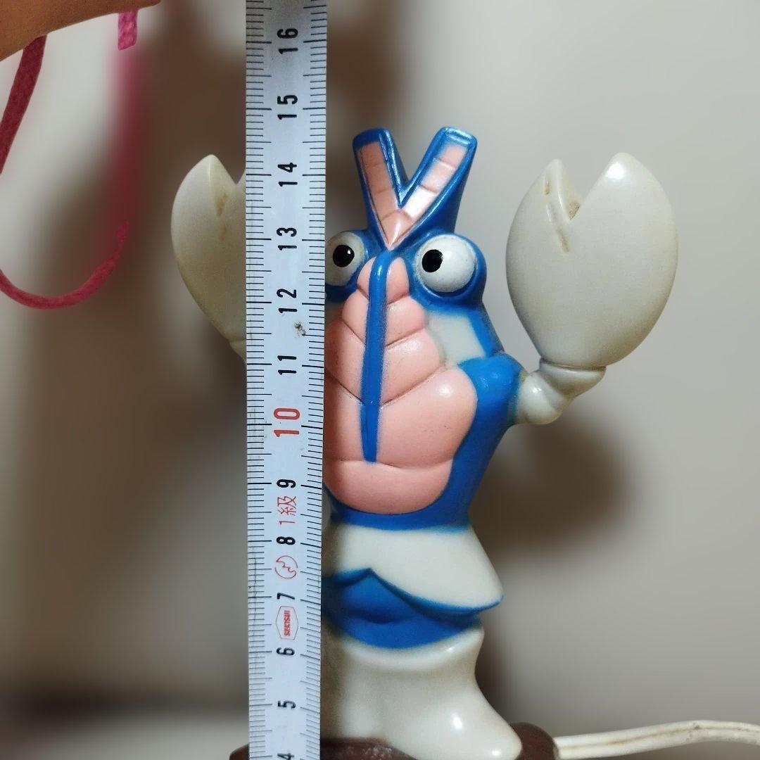 【レトロ】【バルタン星人】 台座付きフィギュア　腕が動きます　円谷プロ