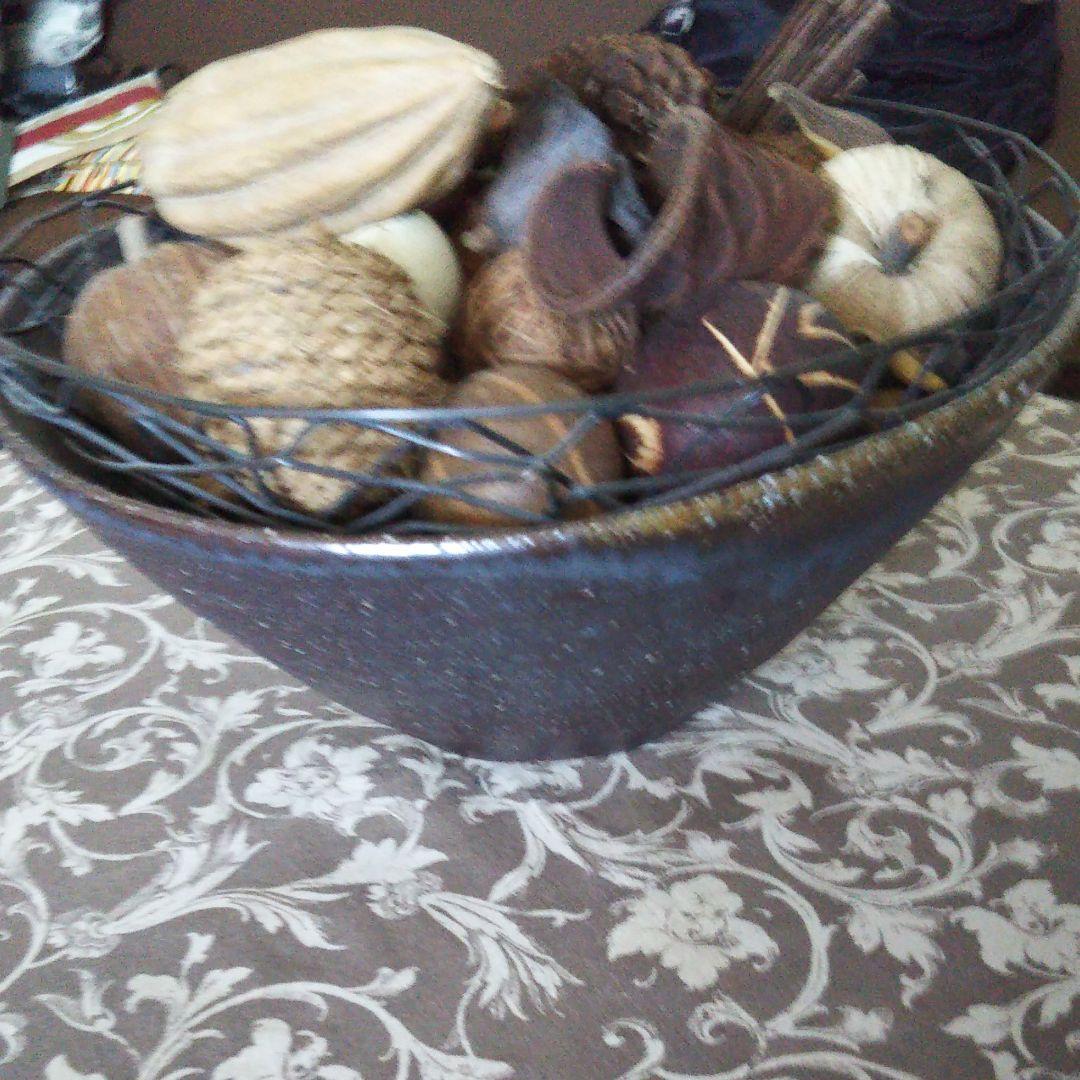 土の温もり大きな深鉢