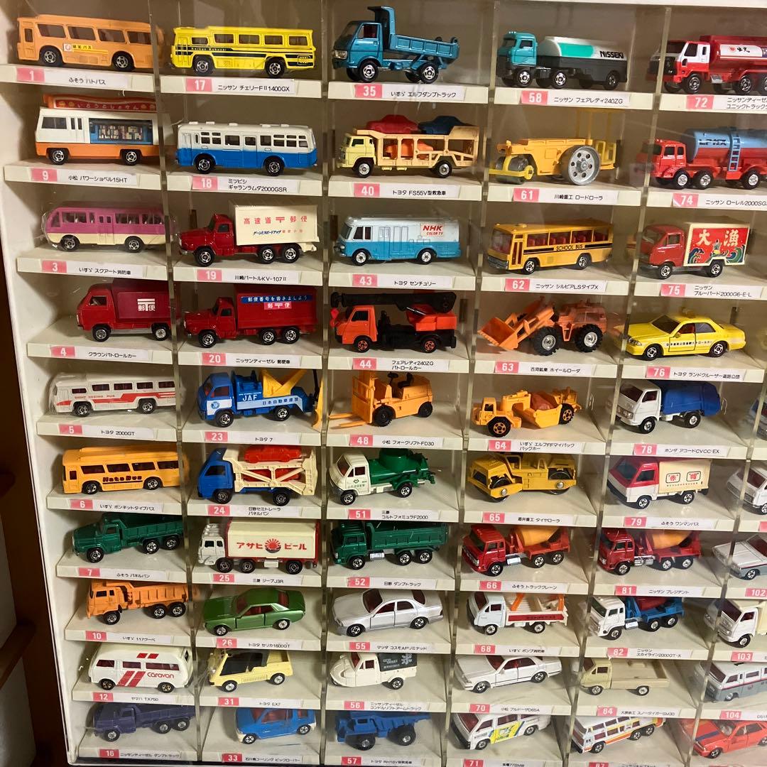 トミカ ミニカーコレクション 80台 展示用ケース付き　日本製