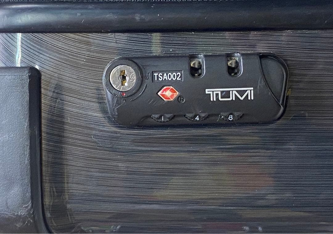 スーツケース　TUMI トゥミ　VAPOR ヴェイパー　4輪 ブラック系