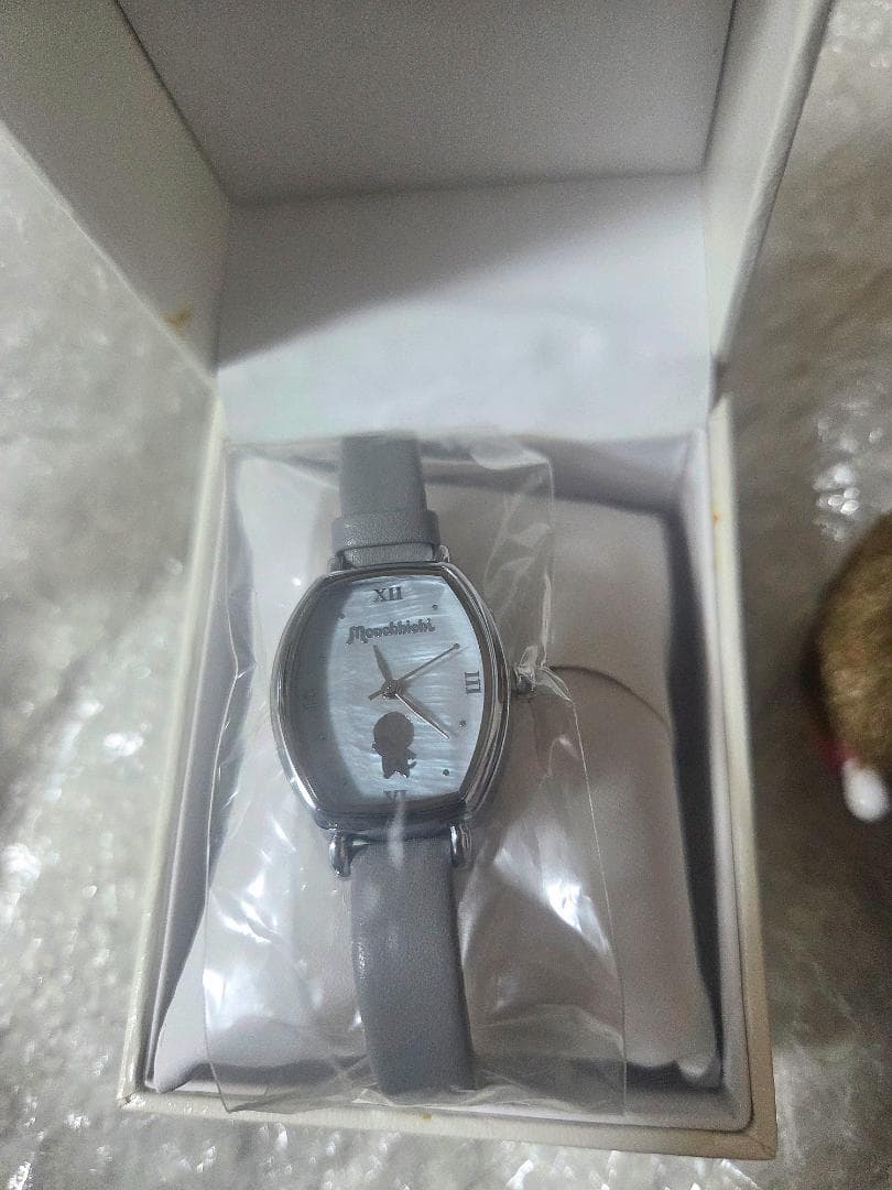 Mochimochi ぬいぐるみと時計のセット