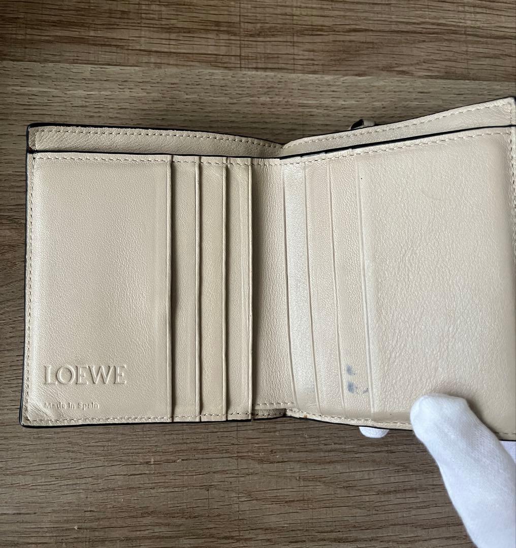 ロエベ三つ折り財布　ミニウォレット