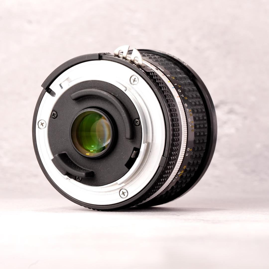 【ジャンク】ニコン Ai-s Nikkor 20mm F2.8 979