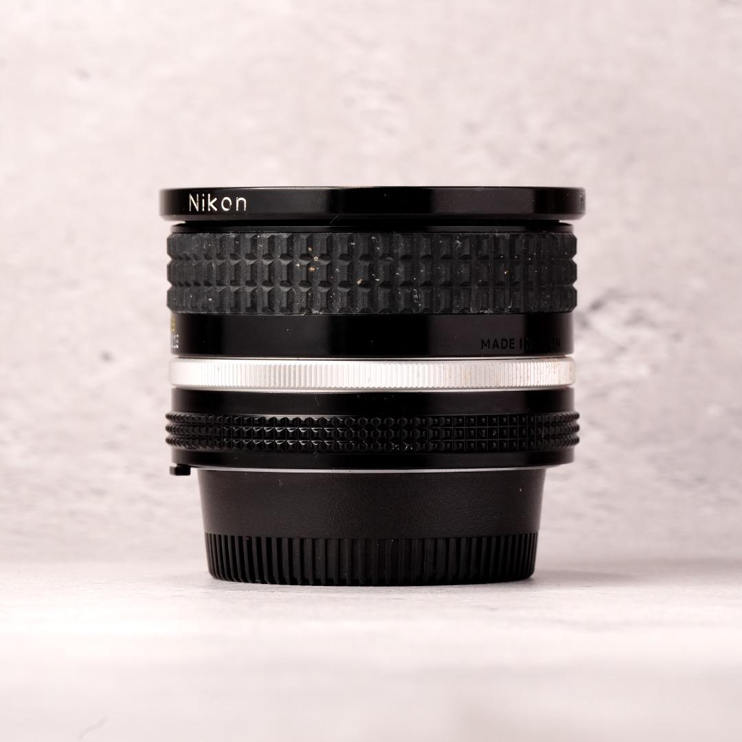 【ジャンク】ニコン Ai-s Nikkor 20mm F2.8 979