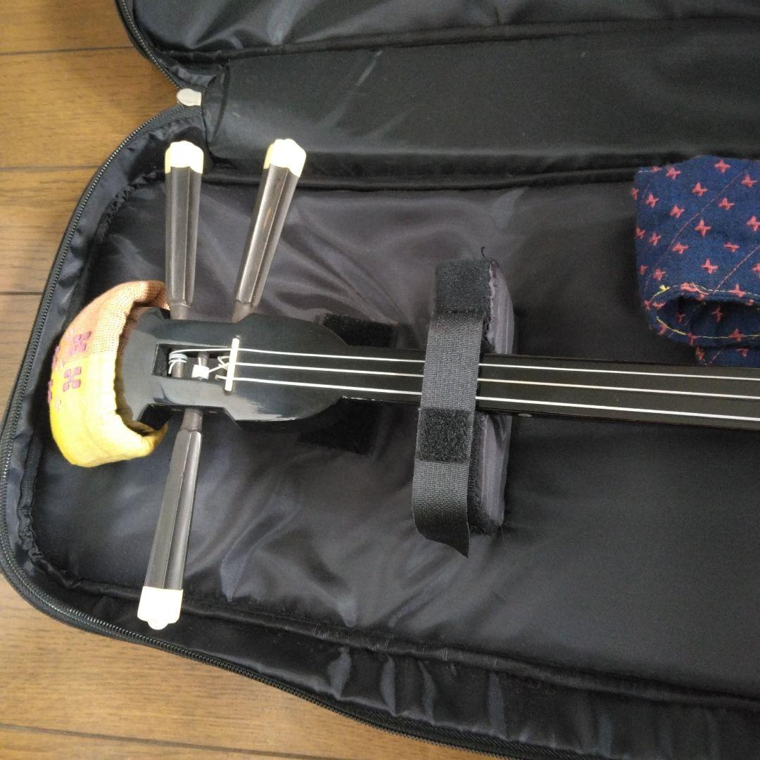 三線 ケース小物付き 蛇皮