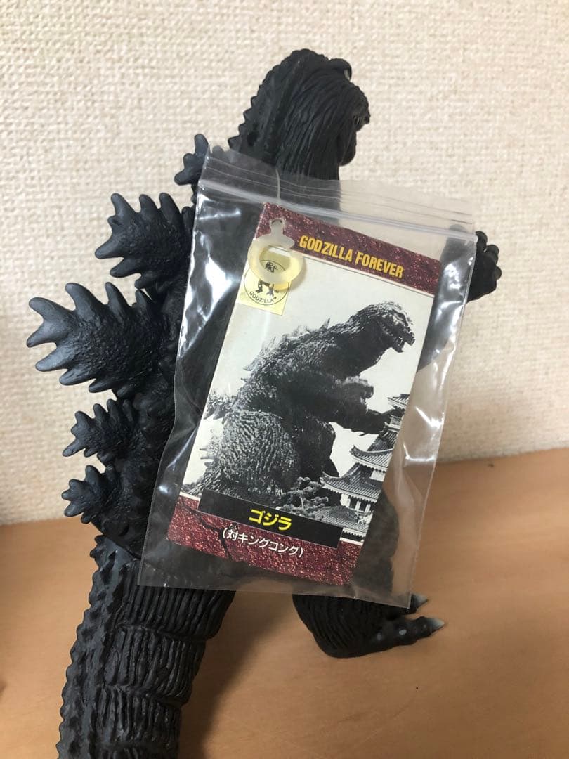 ゴジラ FOREVER フィギュア ★タグ付き★バンダイ JAPAN キンゴジ