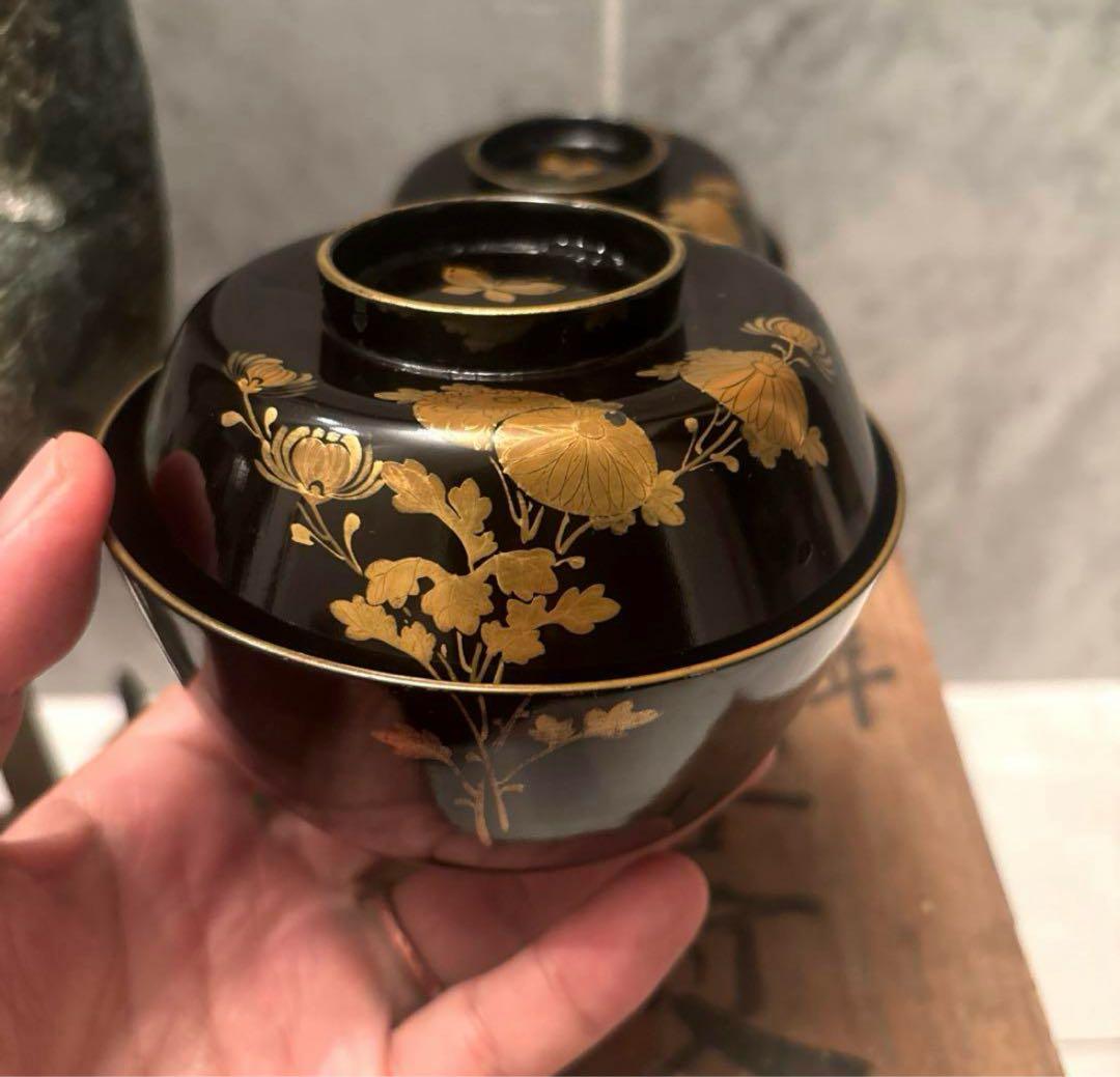 芸術的なお花、蝶々とふんだんに使われた金彩が美しい豪華絢爛な木製輪島漆塗お椀2客