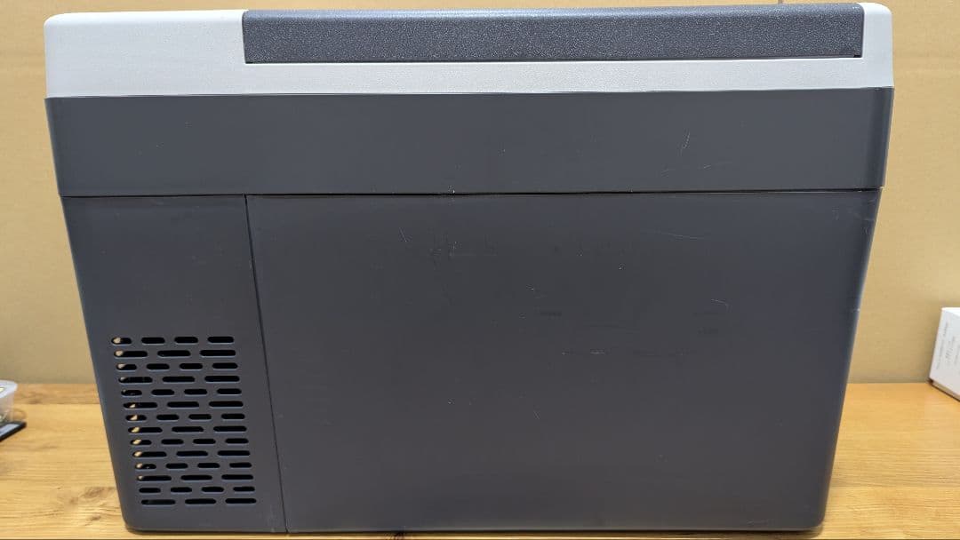 F40C4TMP ポータブル車載冷蔵庫 (中古)