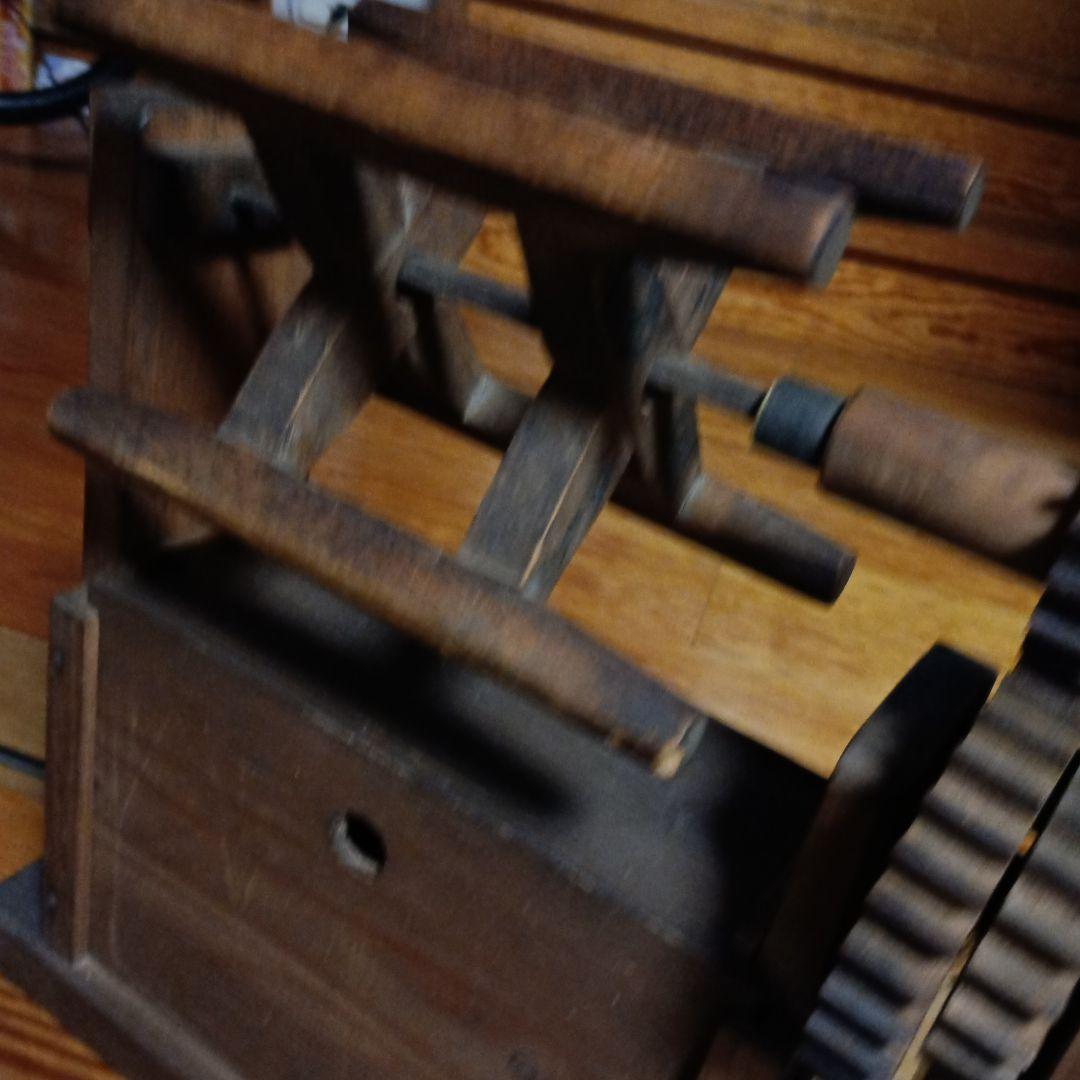 木製アンティーク機械 手巻き