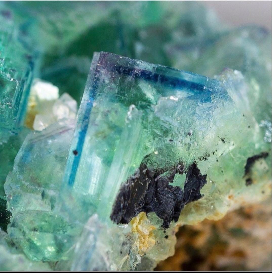 フローライト 蛍石 ナミビア オコルス 天然石 原石 鉱物標本 鉱石 F2