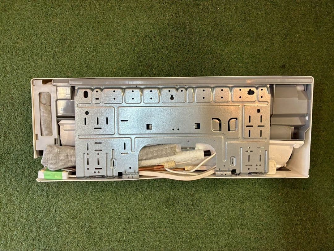 2046 ダイキン【S56ZTEP-W】2022年製 18畳 エアコン 中古