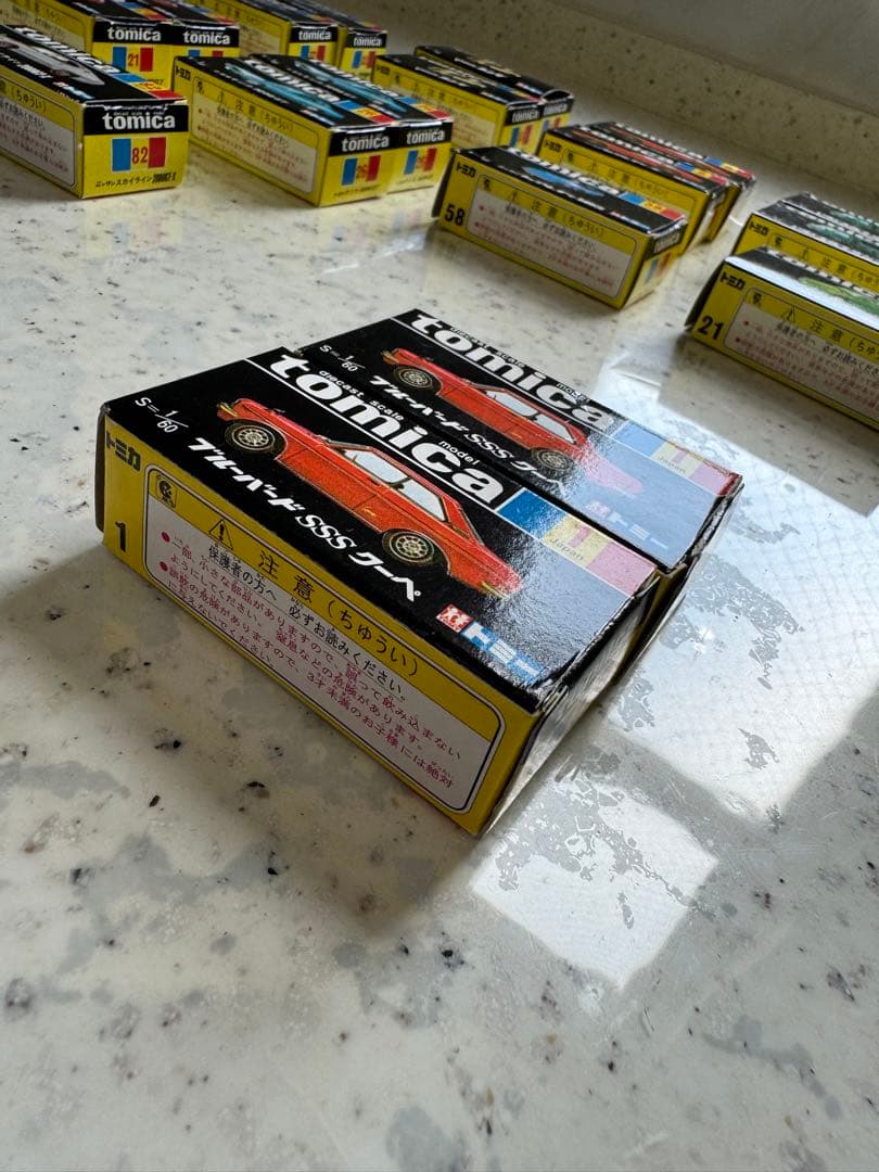 トミカ　黒箱　(激レア) ブルーバードSSSクーペ　2台セット