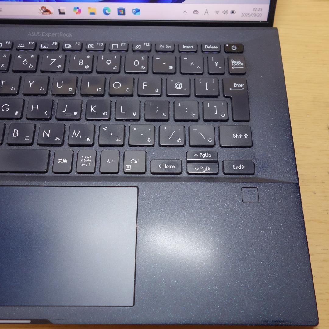 ASUS ExpertBookB9◆Corei7-10510U/256G/16G