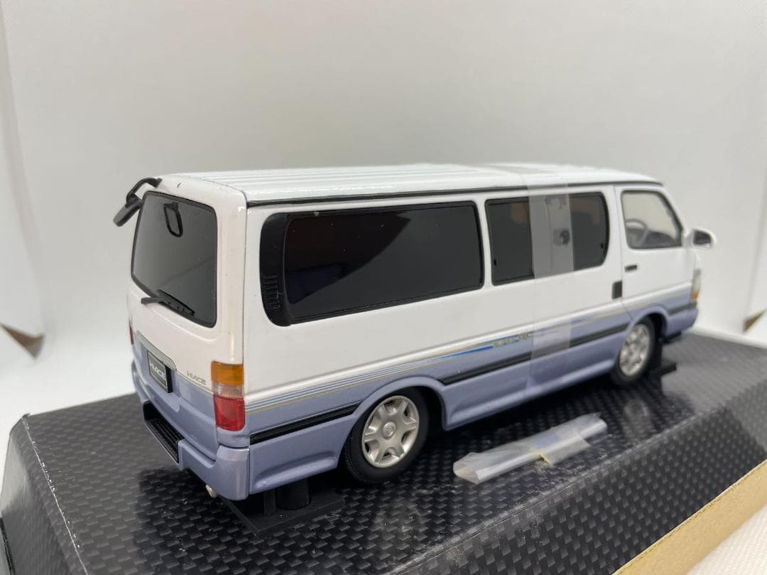 13R-010 DISM 1/24 トヨタ ハイエース VAN 100系