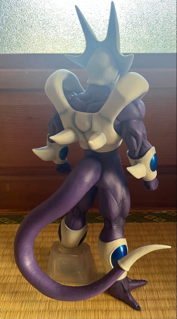 一番くじ F賞 クウラ(第2形態)