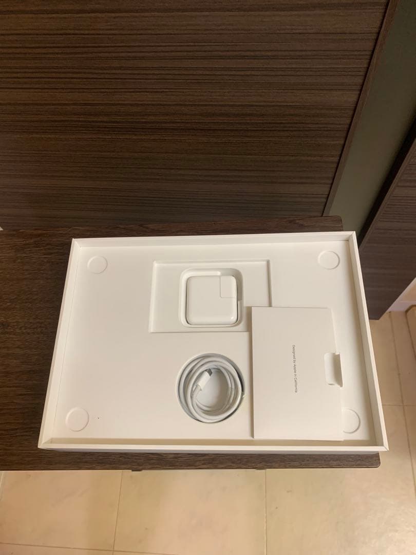 Apple MacBook Air 256GB シルバー 本体