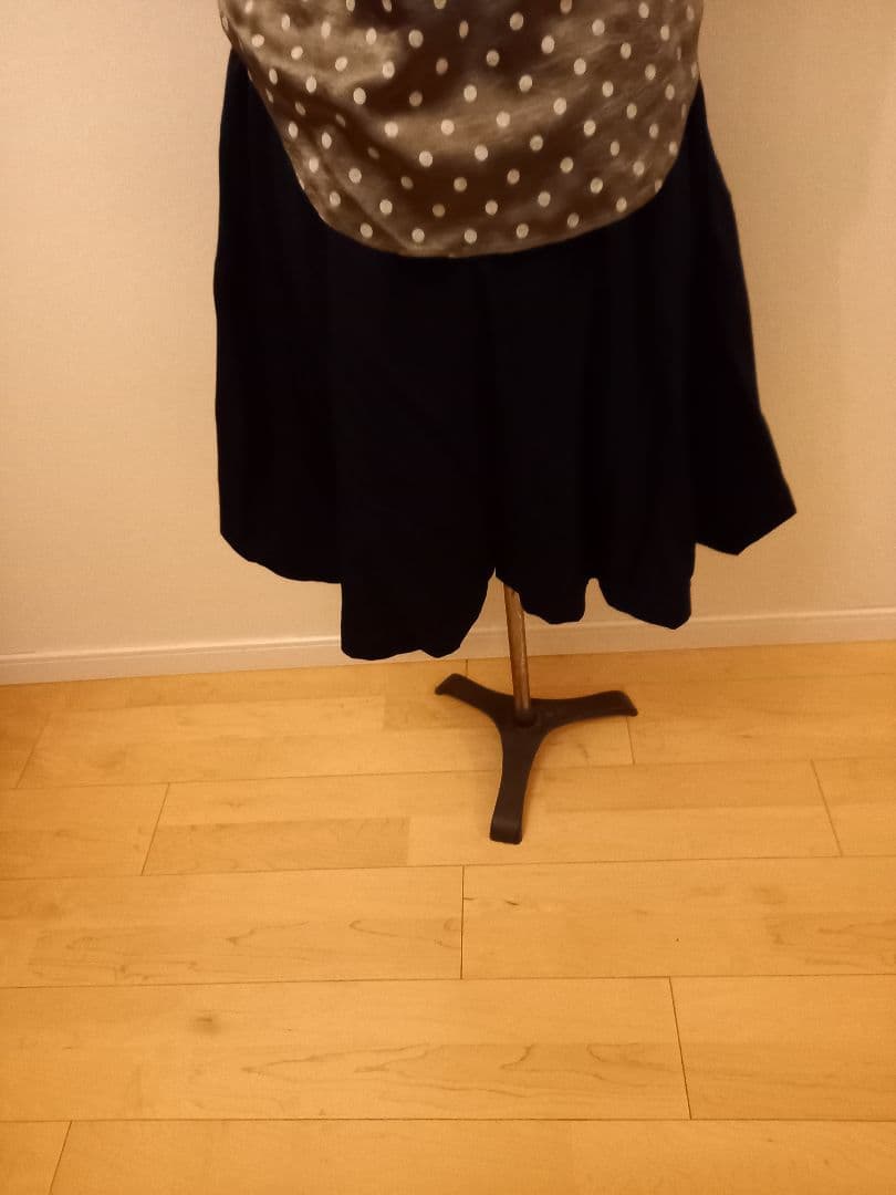 美品コム・デ・ギャルソン裾変形キュロット(黒)