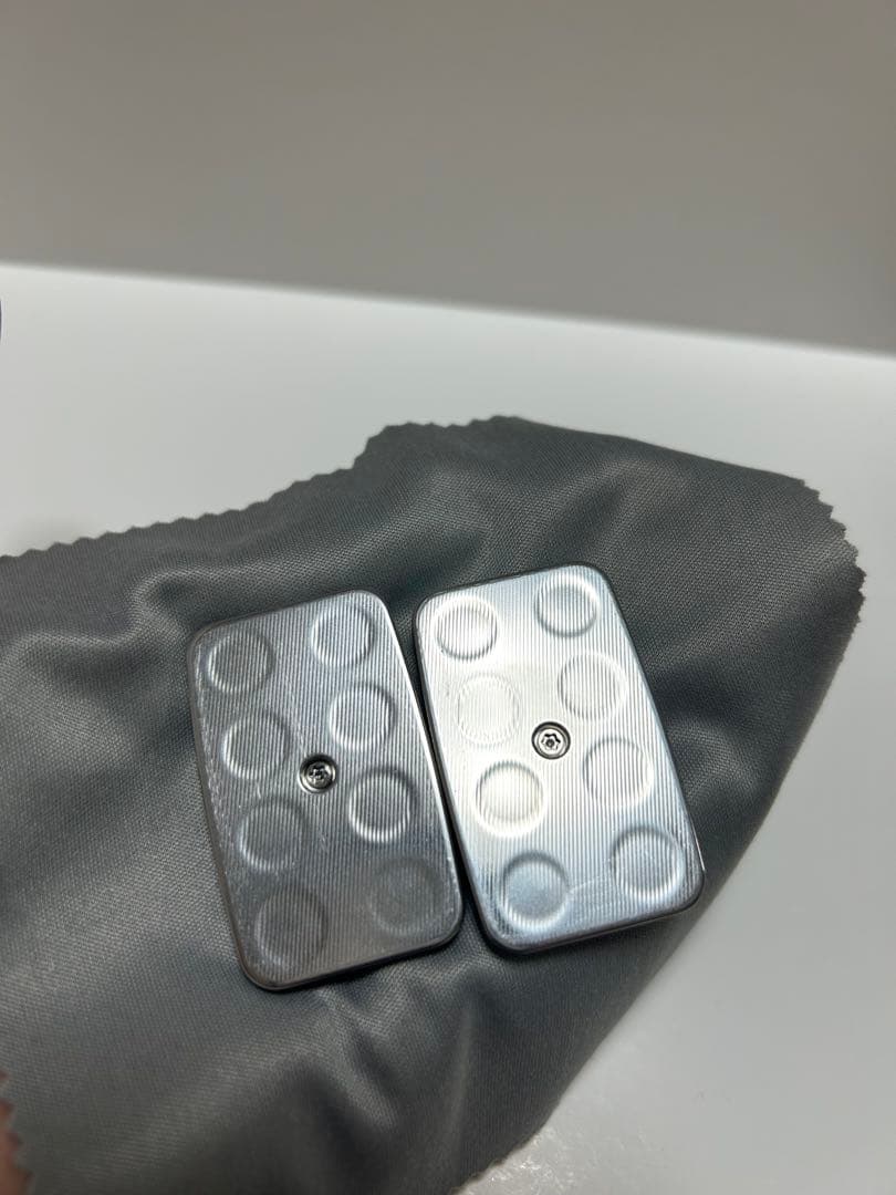 MAGNUS Sweep Titanium Stonewash フィジェット