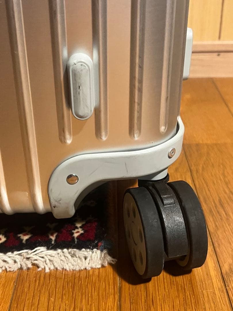 【生涯保証】 新古品 RIMOWA トランク プラス 105L シルバー