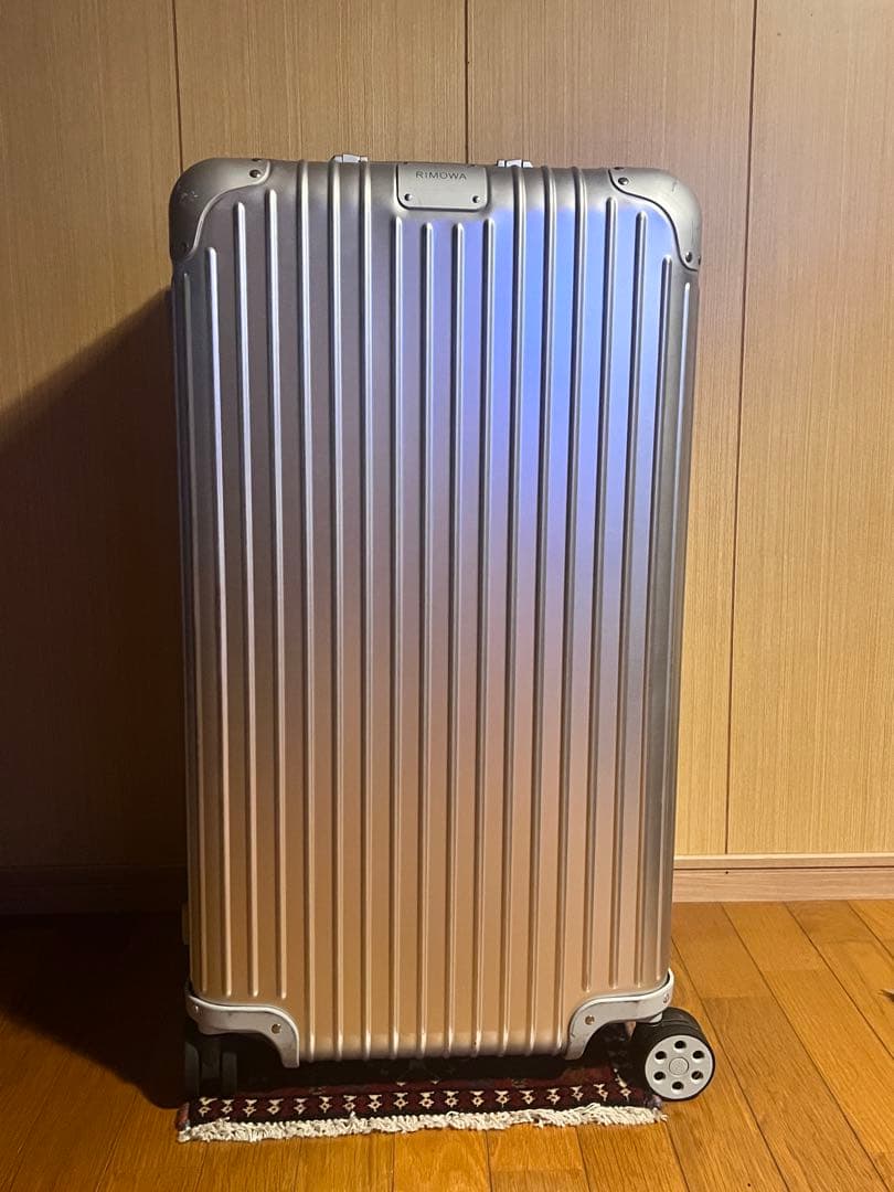 【生涯保証】 新古品 RIMOWA トランク プラス 105L シルバー