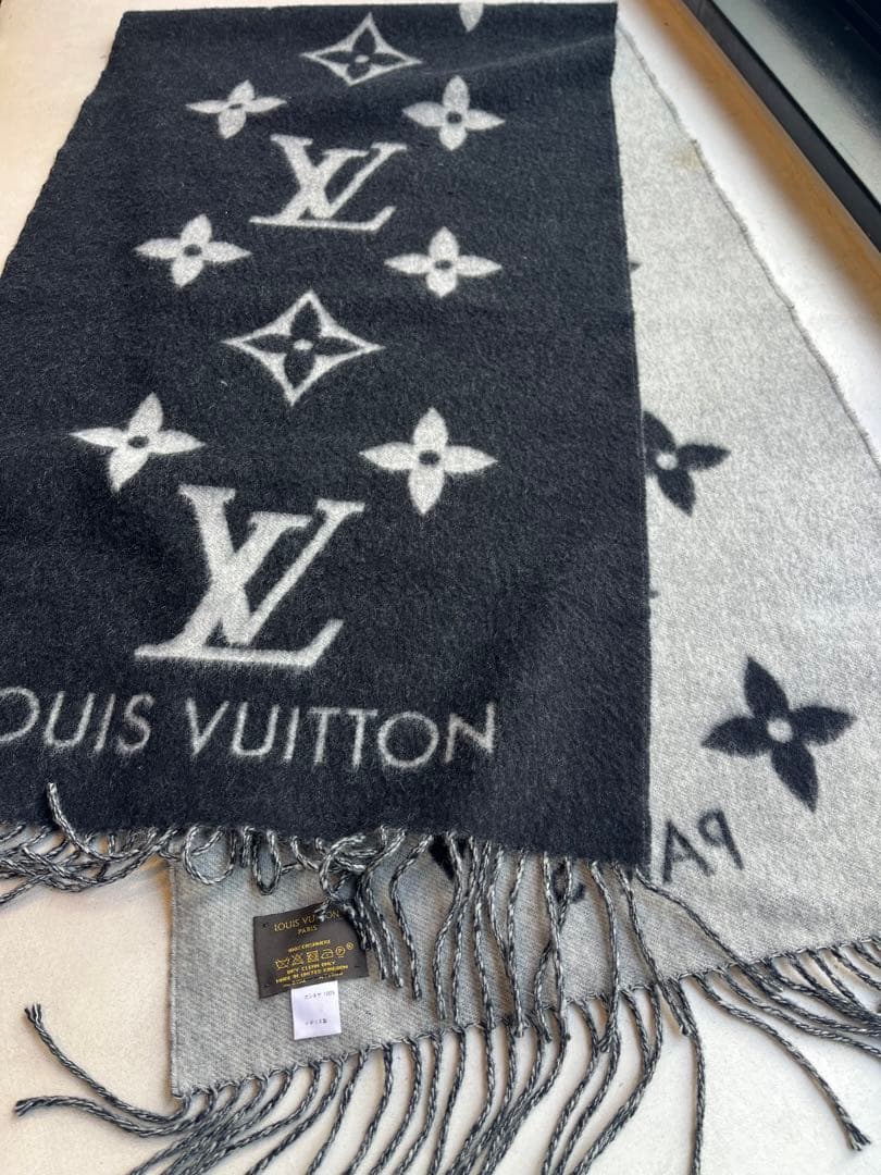 【新品未使用】LOUIS VUITTON マフラー ブラックグレー　カシミヤ