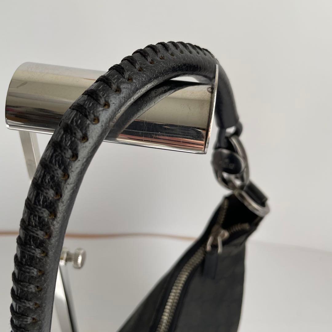 ✨極美品✨　GUCCI ショルダーバッグ　ggキャンバス　レザー　黒
