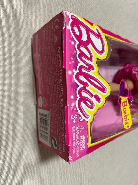 バービー＆フレンズ　バービー人形　バルーンスカート　BCN37