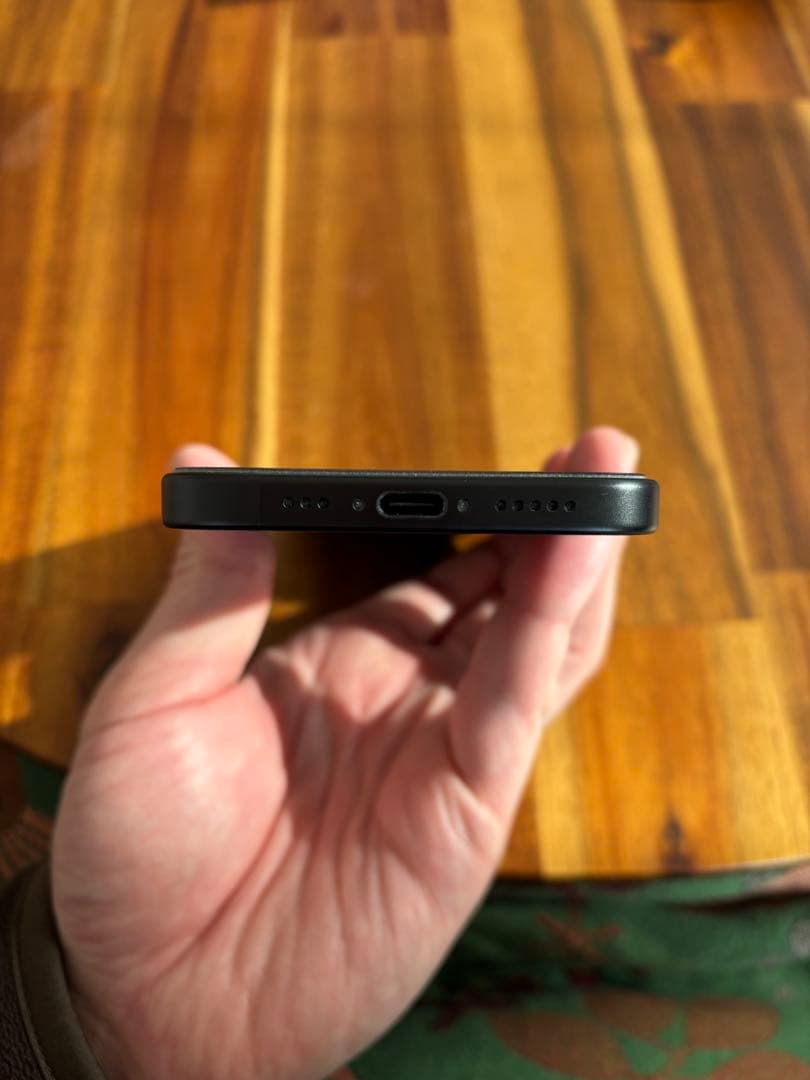 Apple iPhone15 本体128GB ブラック バッテリー91%